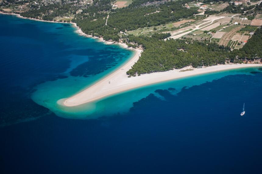 zlatni-rat-beach