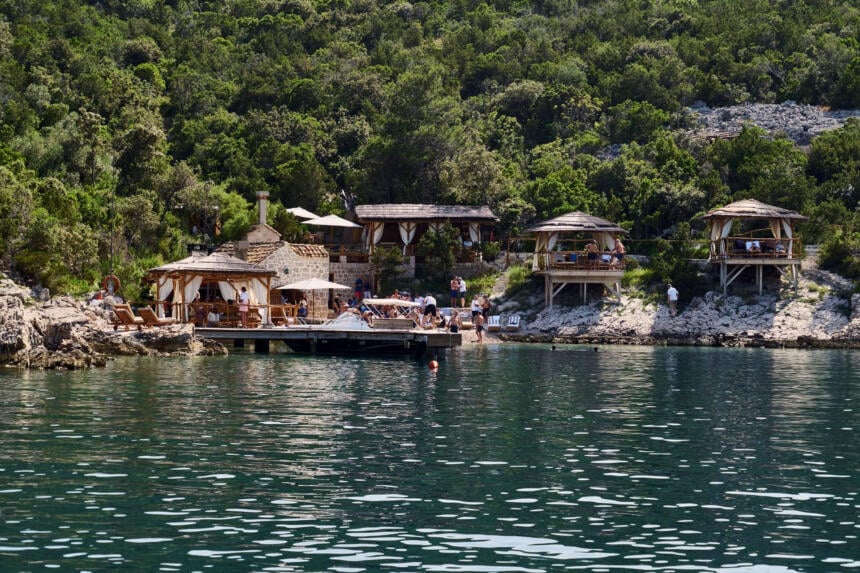 bowa seaside restaurant on on the Elaphite islands - Sipan island