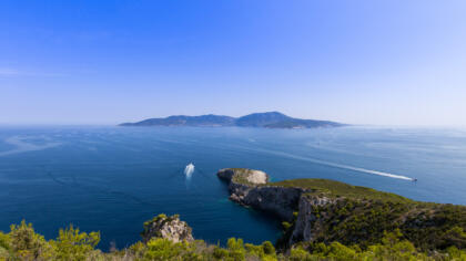 bisevo-and-vis-islands