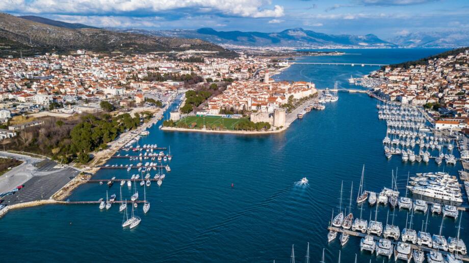 Join us for the Lagoon Charter Tour