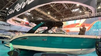 sea-ray-boot