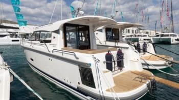 nimbus 305 coupe at dalmatia boat show