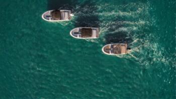 sea ray spx models in navigation aerial view